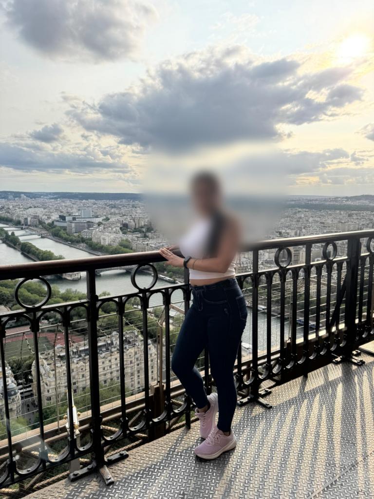 613154075: Chica busca chico en Alicante