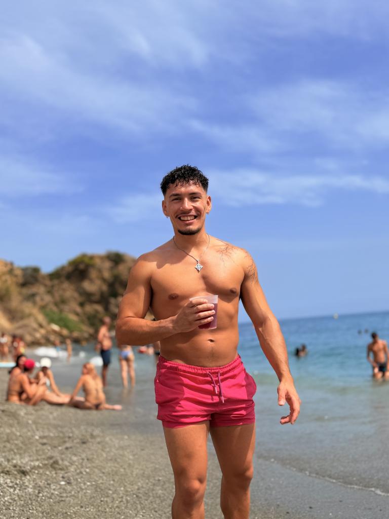 603158442: Chico busca chica en Alicante