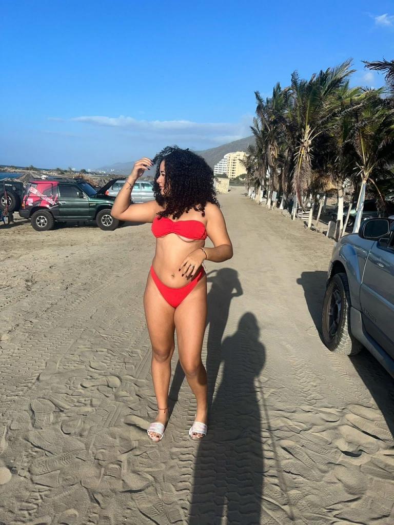 Chica busca chico en Tenerife: 