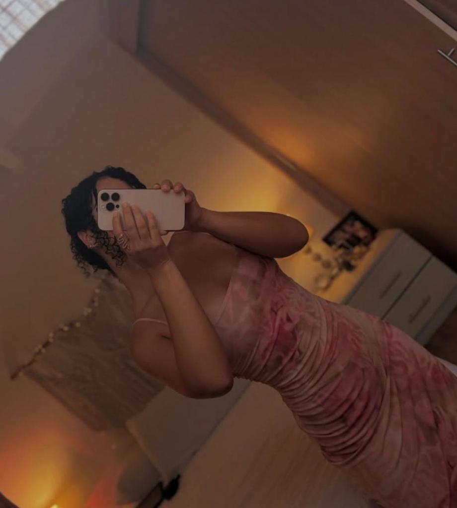695805076: Chica busca chico en Badajoz