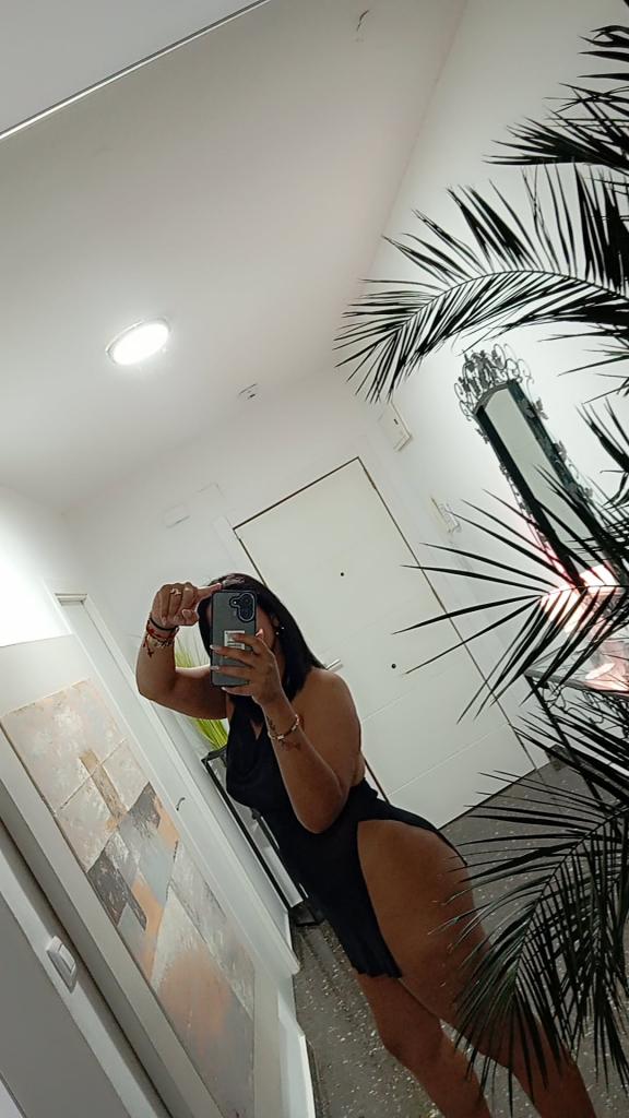 Chica busca chico en Cádiz: 
