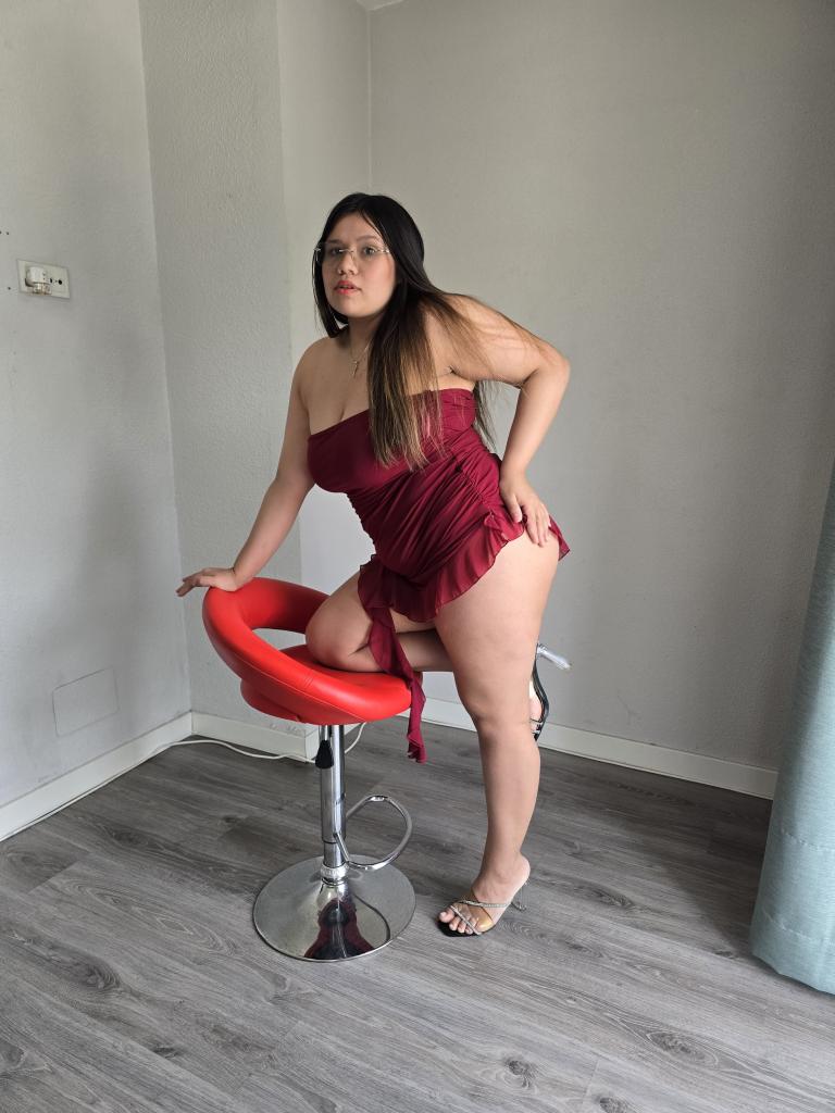 647222506: Chica busca chico en Madrid