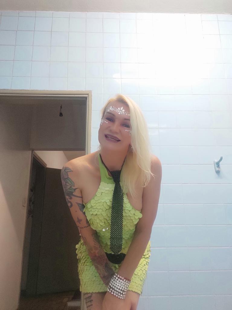 698205802: Transexual en La Rioja