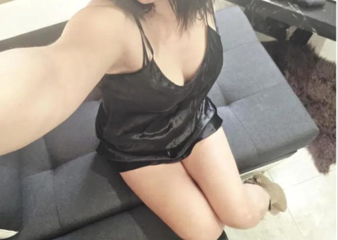 Chica busca chico en Cádiz: 