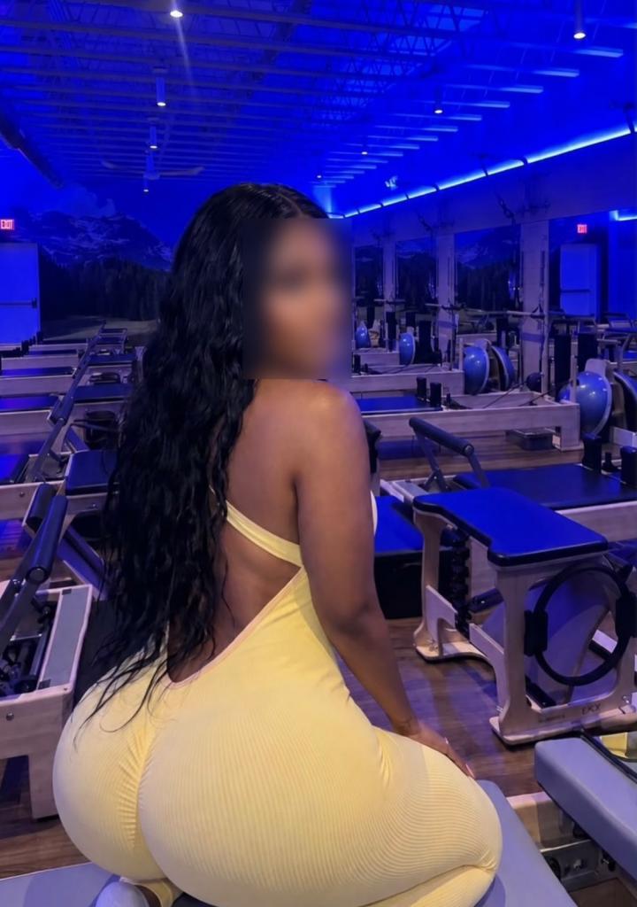 742048928: Chica busca chico en Granada