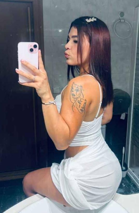 Chica busca chico en Sevilla: 