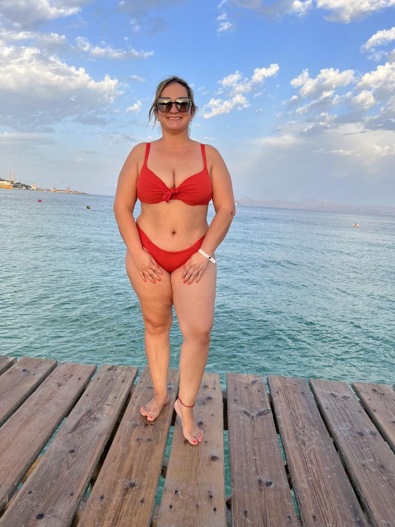 661767840: Chica busca chico en Madrid