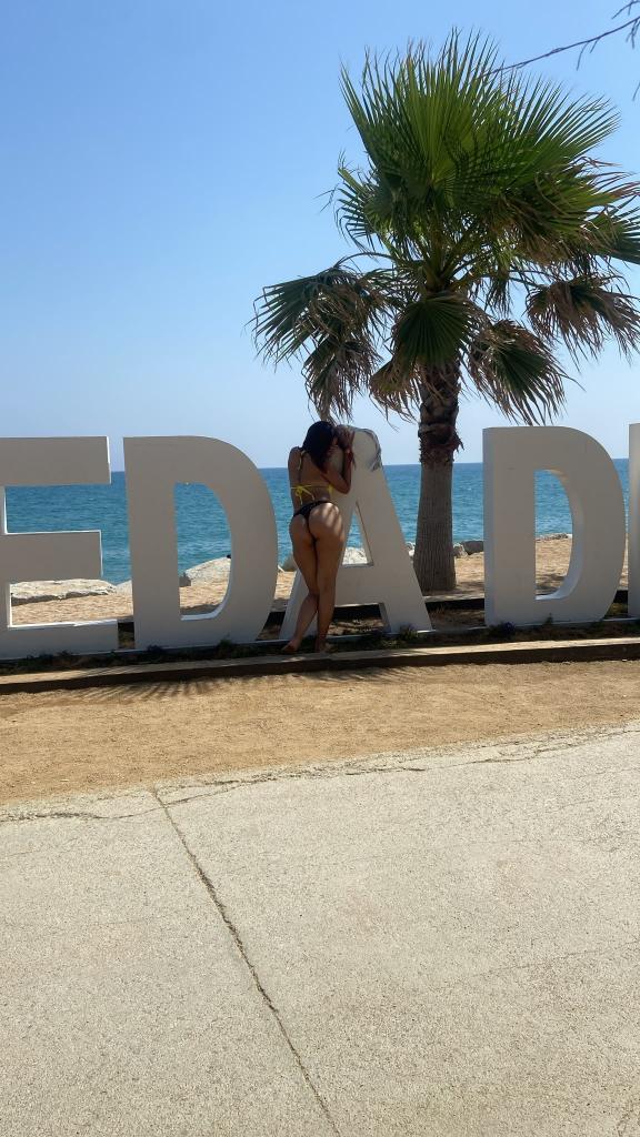 Chica busca chico en Barcelona: 