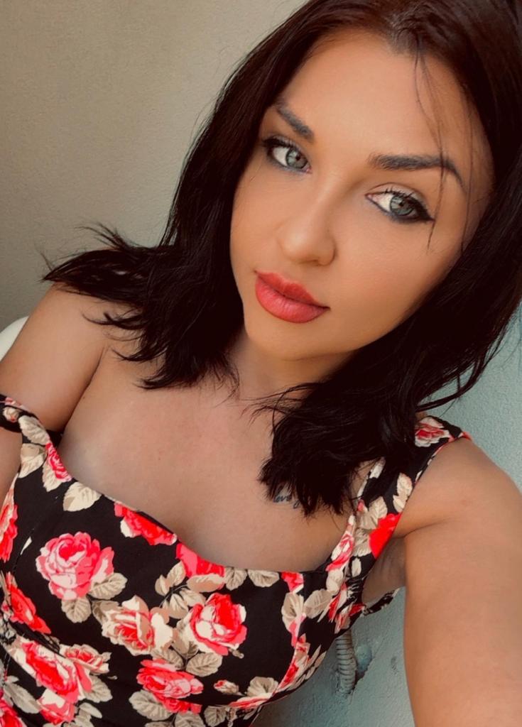 Chica busca chico en Almería: 