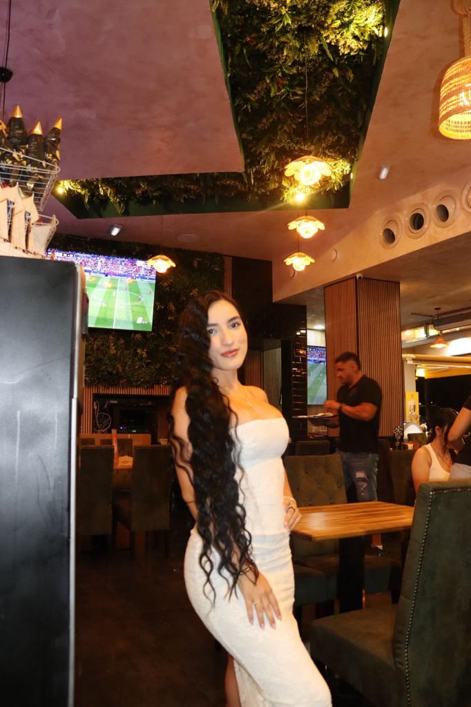 602023041: Chica busca chico en Ibiza