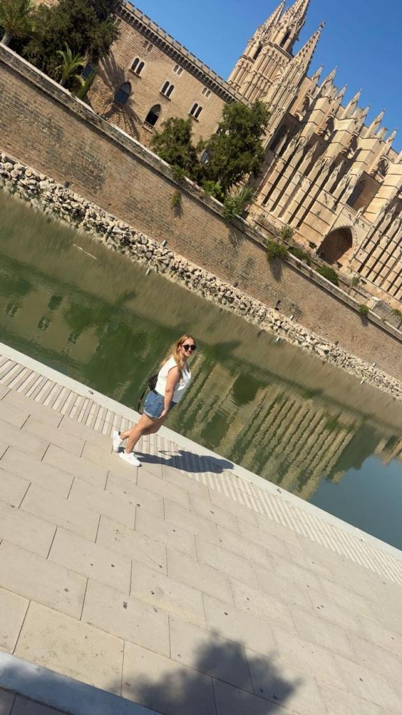 612447158: Chica busca chico en Mallorca