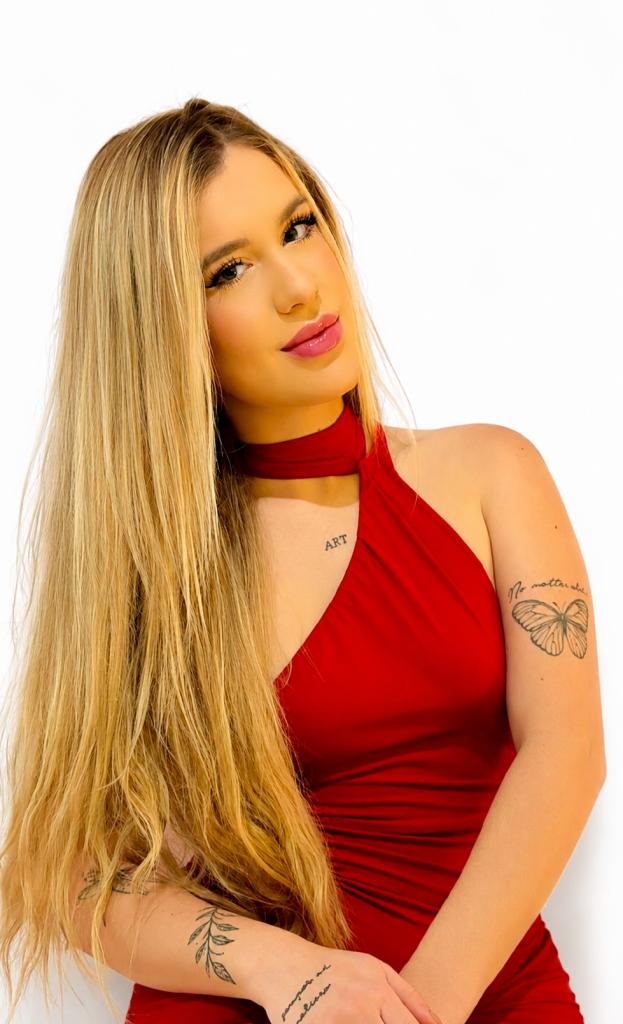 Chica busca chico en Málaga: Chica busca chico