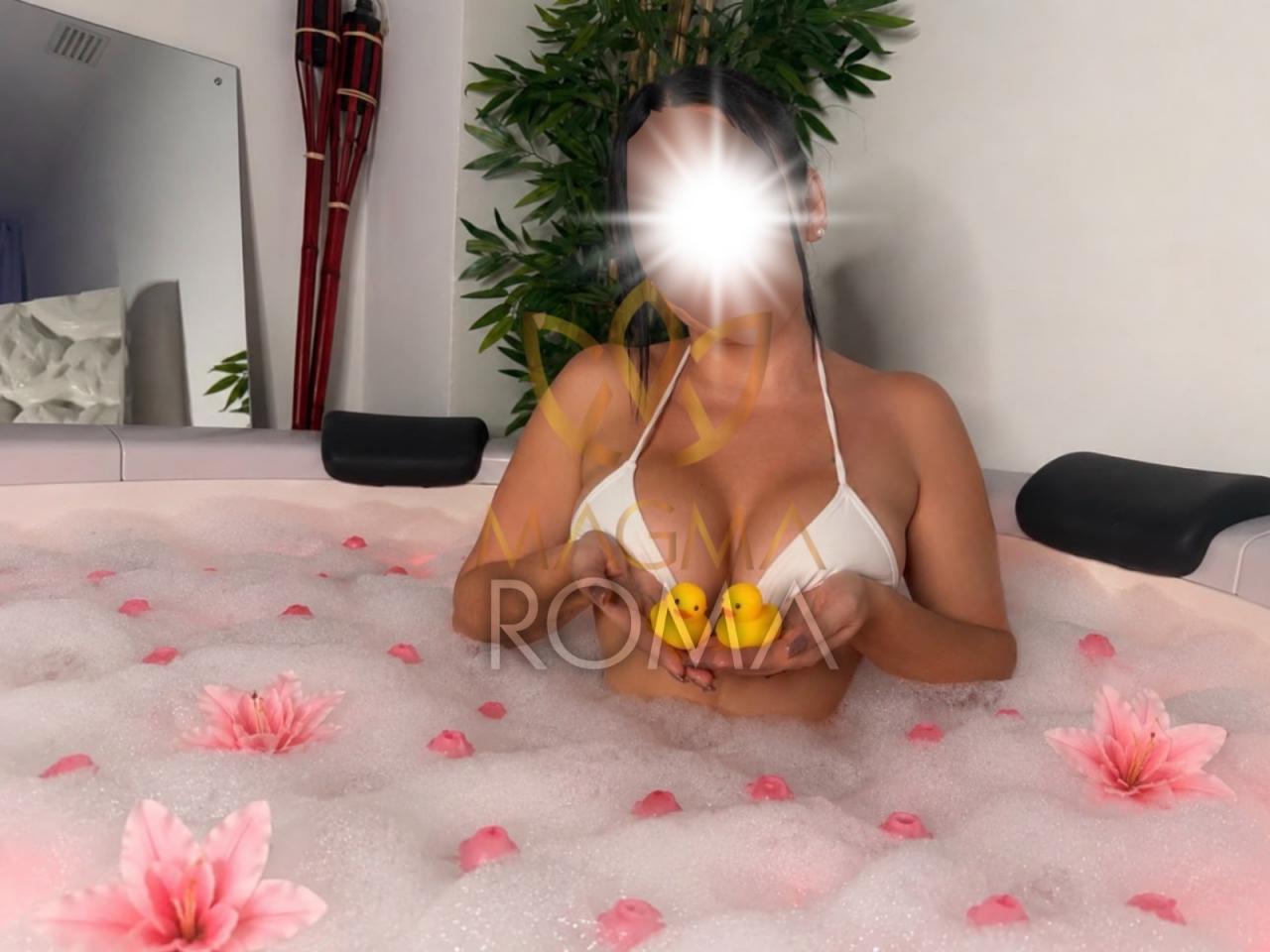 Chica busca chico en Granada: 