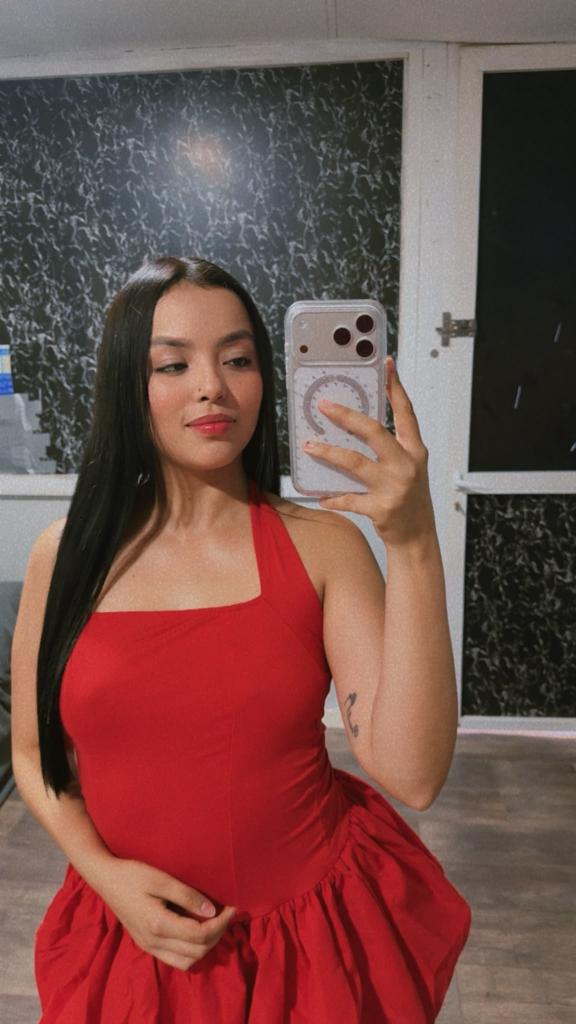 Chica busca chico en Valencia: Chica busca chico
