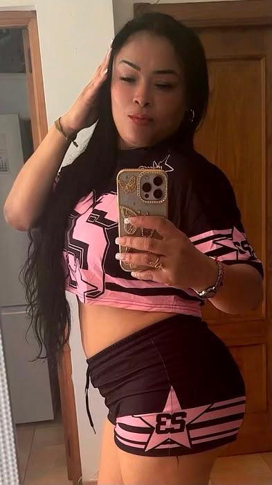 Chica busca chico en Cádiz: 