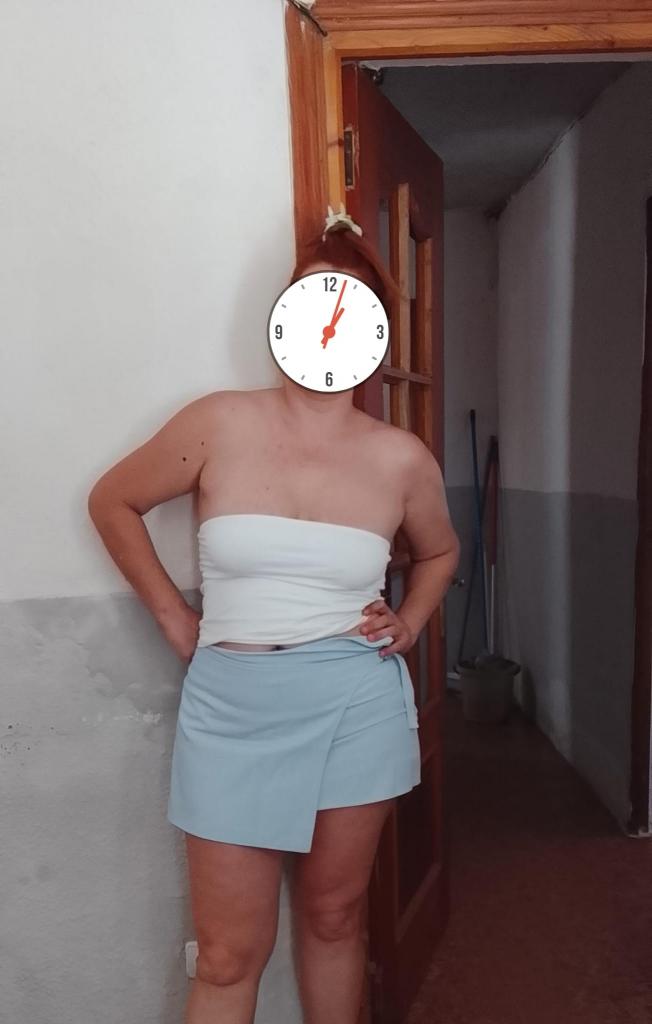 Chica busca chico en Almería: 