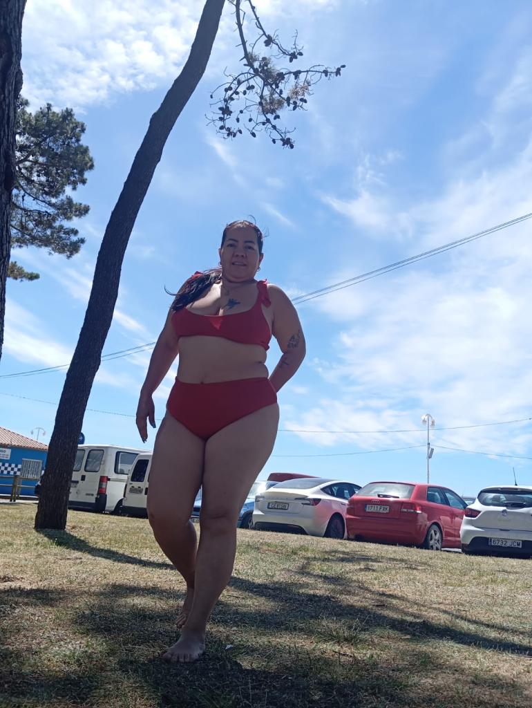 607602423: Chica busca chico en Pontevedra