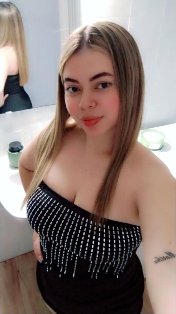 Chica busca chico en Granada: 