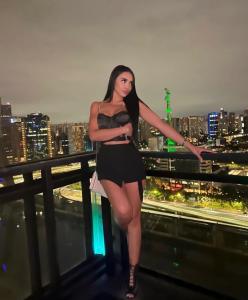 665422674: Chica busca chico en Gerona
