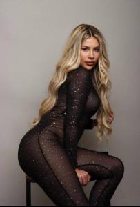 667807788: Chica busca chico en Madrid
