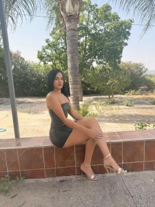 643077501: Chica busca chico en Málaga
