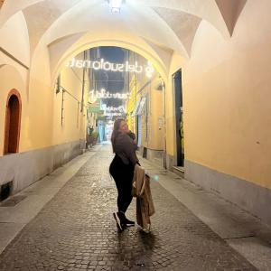 603147150: Chica busca chico en Barcelona