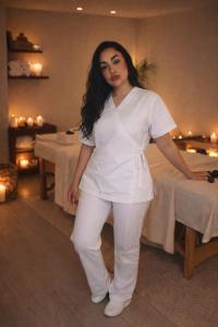 692499933: Chica busca chico en Asturias