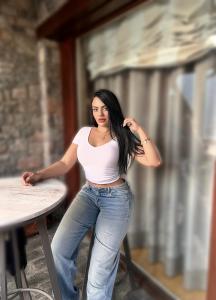 671465905: Chica busca chico en Lérida