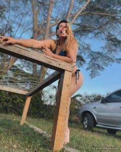 643608208: Chica busca chico en León