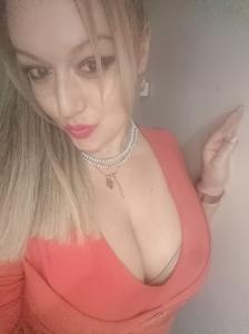 722504495: Chica busca chico en La Coruña