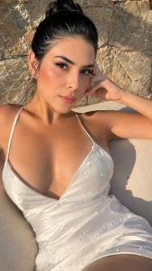 634382920: Chica busca chico en Granada
