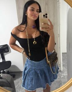 623474469: Chica busca chico en Murcia