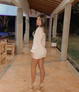 641909331: Chica busca chico en Pontevedra