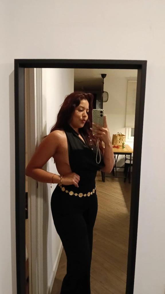 Chica busca chico en Alicante: Chica busca chico