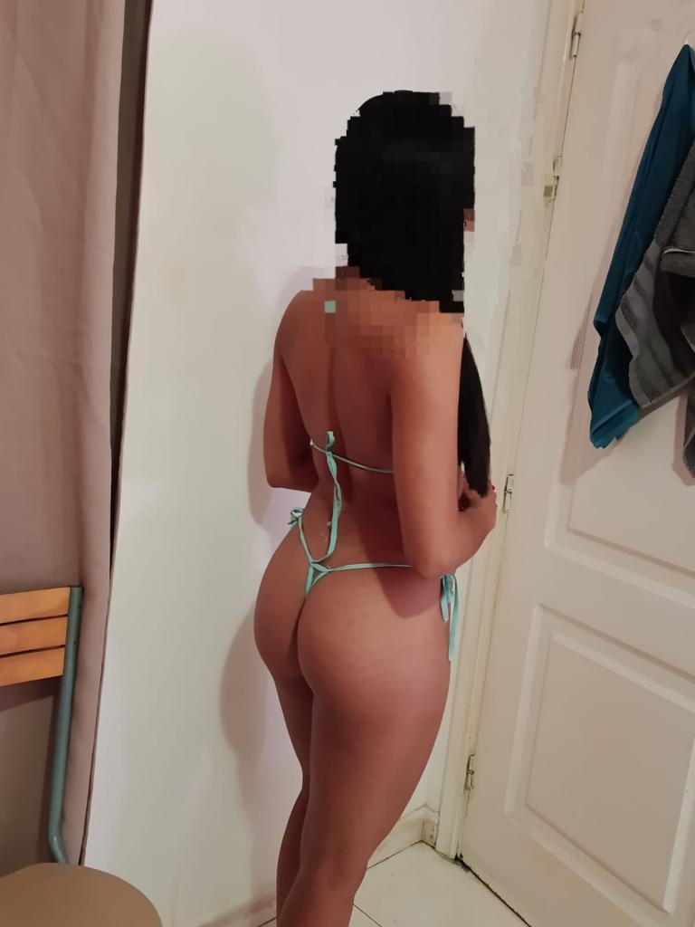 Chica busca chico en Tenerife: 