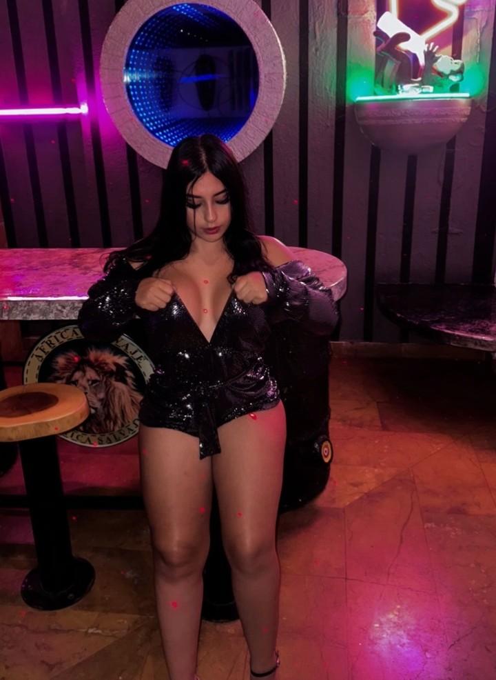 745019115: Chica busca chico en Badajoz