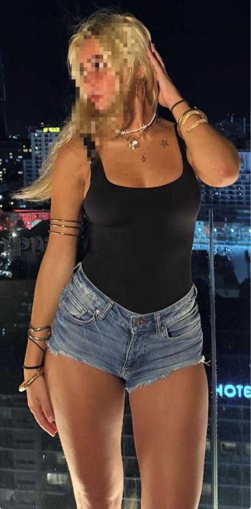Chica busca chico en Cádiz: 