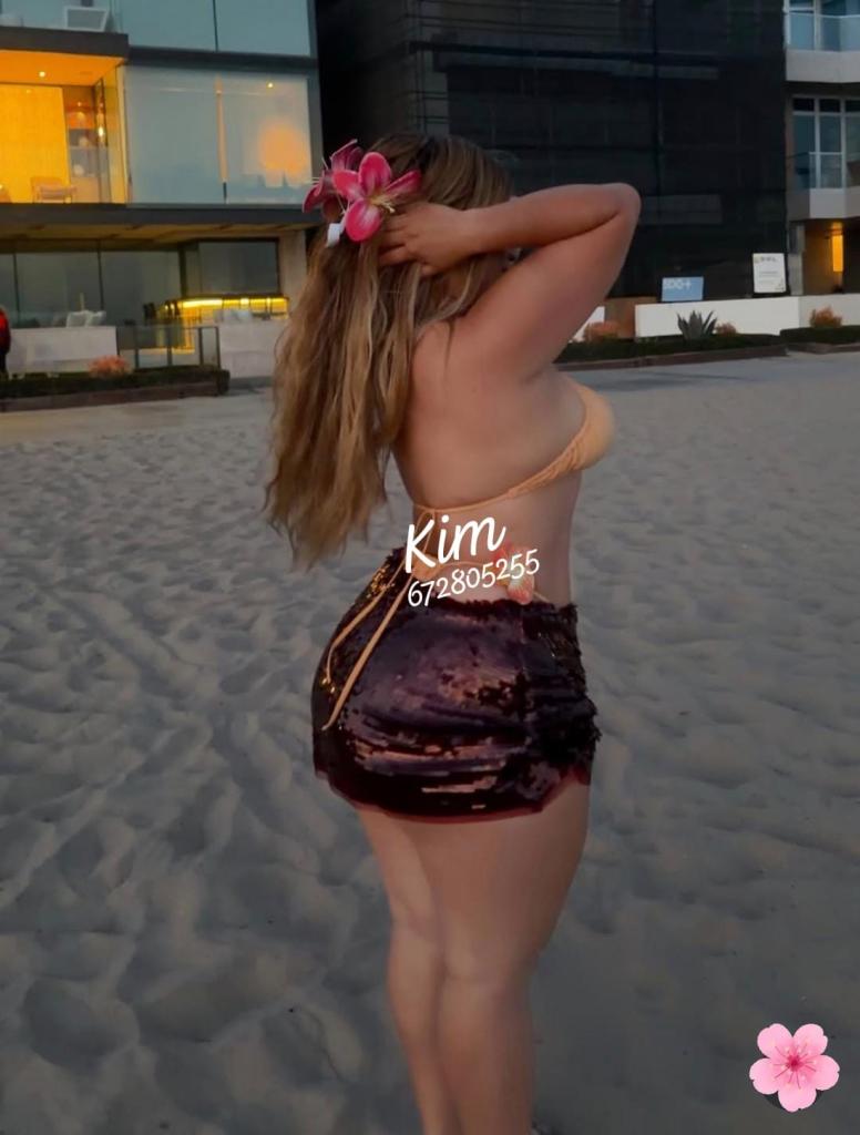 Chica busca chico en Tenerife: 