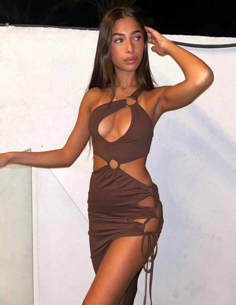 611222031: Chica busca chico en Alicante