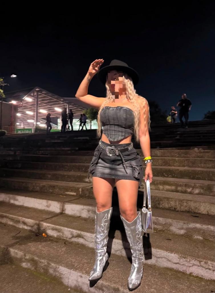 614338584: Chica busca chico en Málaga