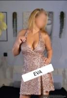 643608208: Chica busca chico en León