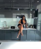 742048928: Chica busca chico en Granada