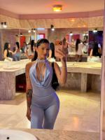 672811564: Chica busca chico en Barcelona