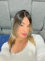 612273970: Chica busca chico en Ibiza