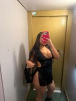 742025985: Chica busca chico en Valencia