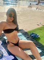 613313995: Chica busca chico en Madrid