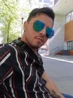 631281287: Chico busca chica en Zaragoza