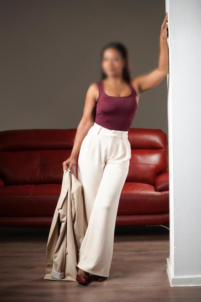 Chica busca chico en Tenerife: 