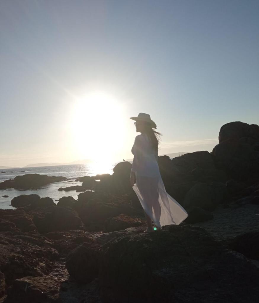 633360443: Chica busca chico en Pontevedra