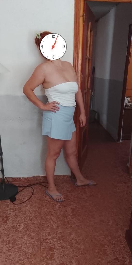 Chica busca chico en Almería: 